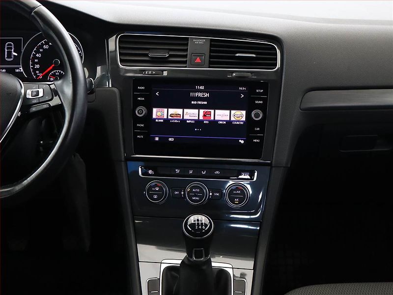 Volkswagen Golf (2019) Comfortline 1.5 TSI - fotka 10 z 13
