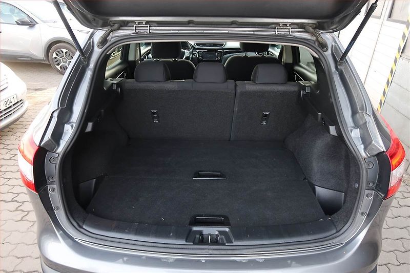 Nissan Qashqai (2015) 1.2 DIG-T, Navi, Tempomat - fotka 13 z 18