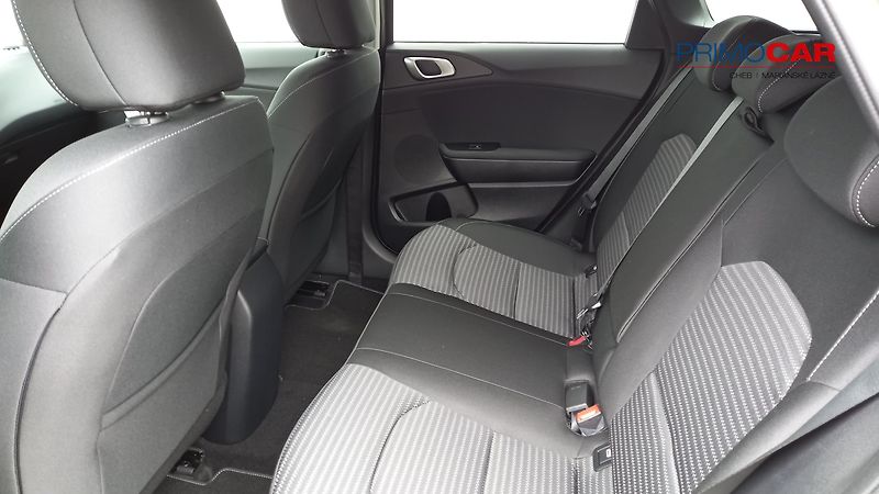 Kia Ceed SW (2025) 1,5 T-GDi SPIN 103kW - fotka 4 z 16