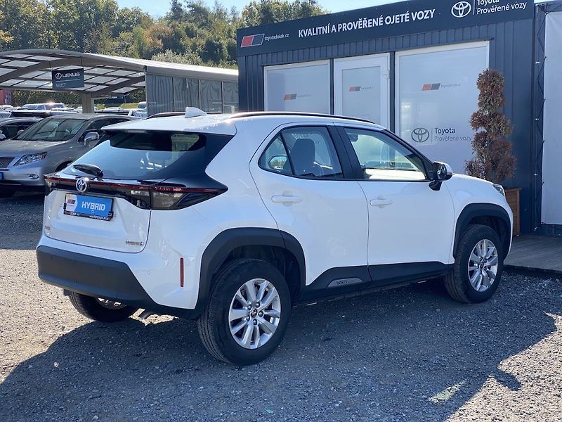 Toyota Yaris Cross 1.5HEV, ČR, ComTech, záruka - fotka 7 z 17