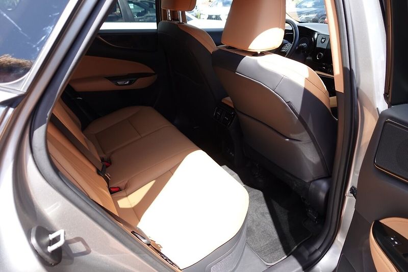 Lexus NX 350h NX350h Executive FWD - fotka 14 z 33