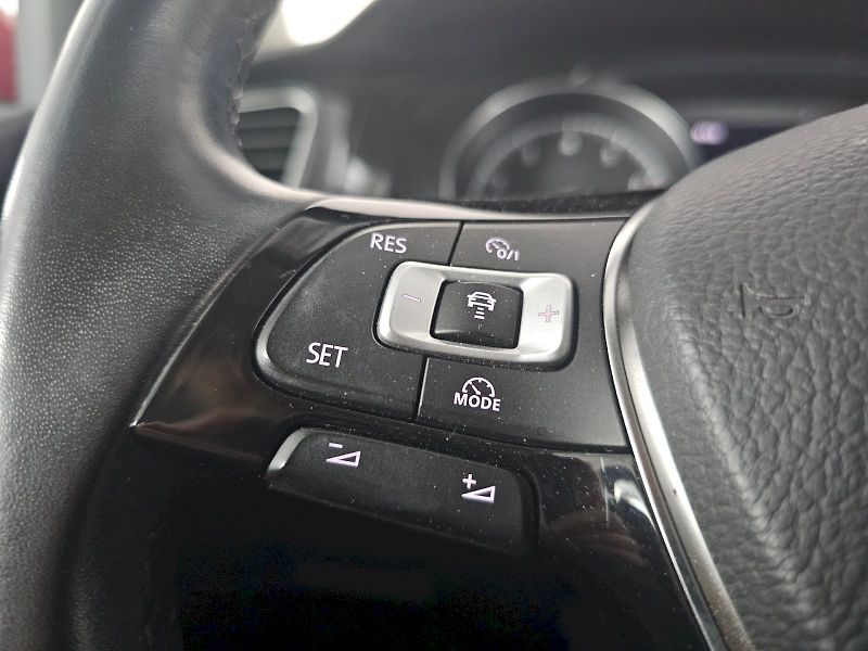 Volkswagen Golf (2018) 1.0TSI 81kW 6MT - fotka 9 z 28