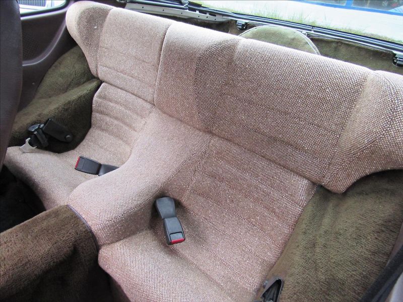Porsche 924 2,0 Coupe Targa Automat - fotka 13 z 29