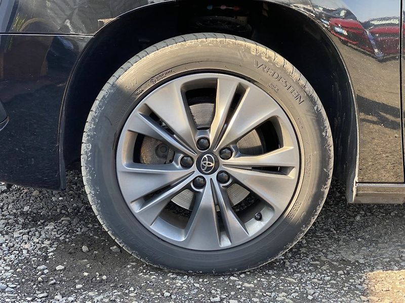 Toyota ProAce City Verso 1.5D, ČR-1m, Family L2, DPH - fotka 10 z 32