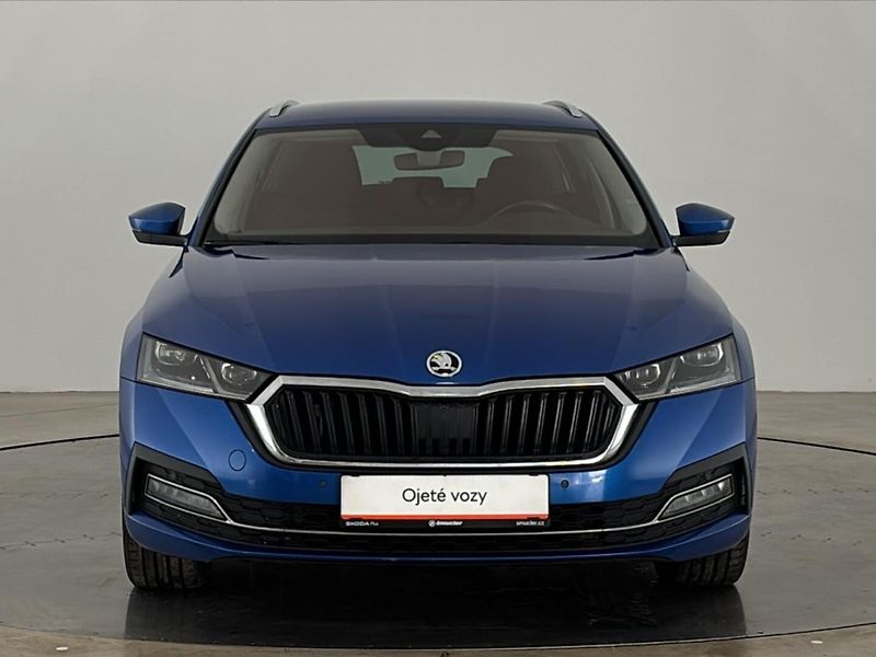 Škoda Octavia Style DSG - fotka 4 z 30