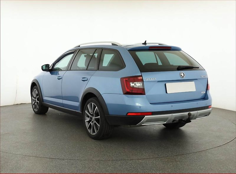 Škoda Octavia (2019) Scout 2.0 TDI, 4X4, Automat - fotka 4 z 21