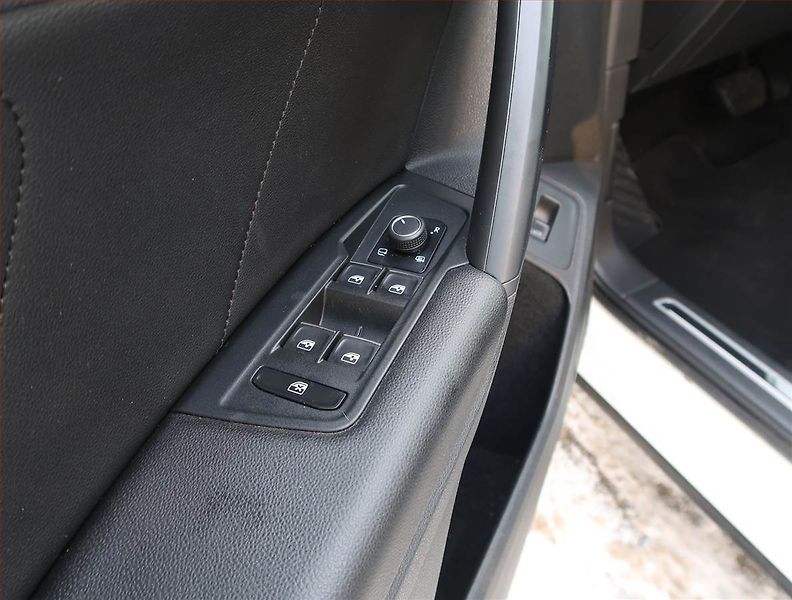 Volkswagen Tiguan (2020) Elegance 2.0 TDI - fotka 18 z 22