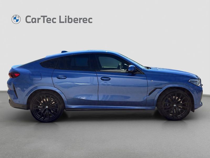 BMW X6 xDrive30d - fotka 6 z 19