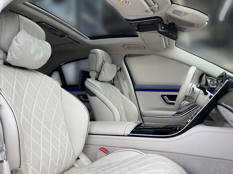 Mercedes-Benz Třídy S Třída S 500 4MATIC L AMG Style - fotka 16 z 21