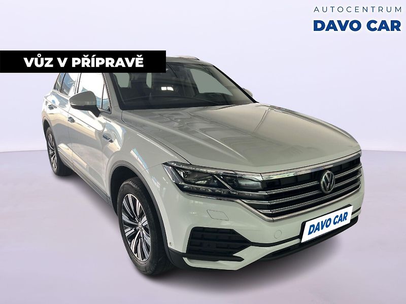Volkswagen Touareg 3,0 TDI 170 kW Elegance Aut. - fotka 4 z 12