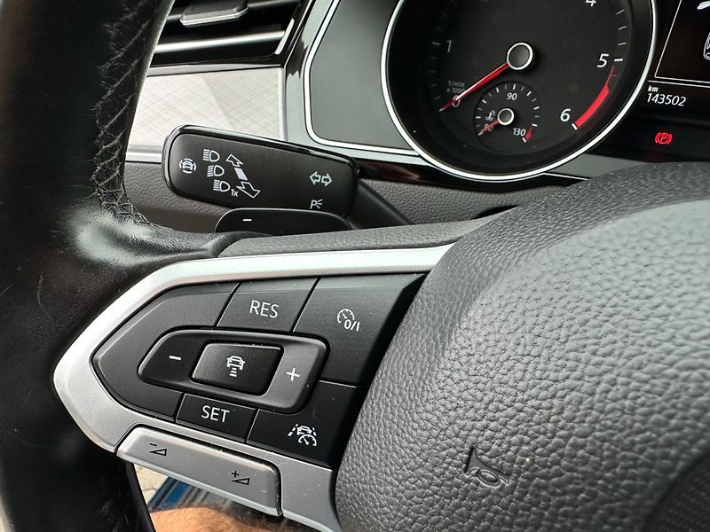 Volkswagen Passat (2019) 1.6TDi KAMERA,NAVI,100%KM - fotka 10 z 14