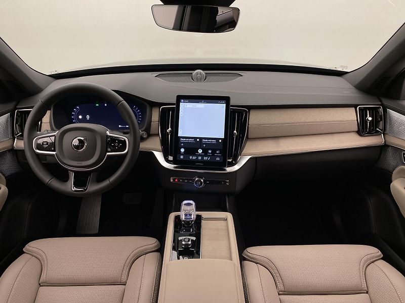 Volvo XC90 (2026) B5 AWD AUT BRIGHT PLUS 7míst - fotka 2 z 66