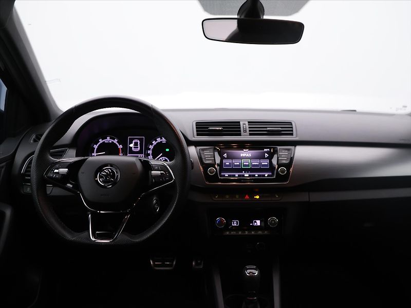 Škoda Fabia 1.0 TSI 70kW Style DSG CZ DPH - fotka 17 z 24