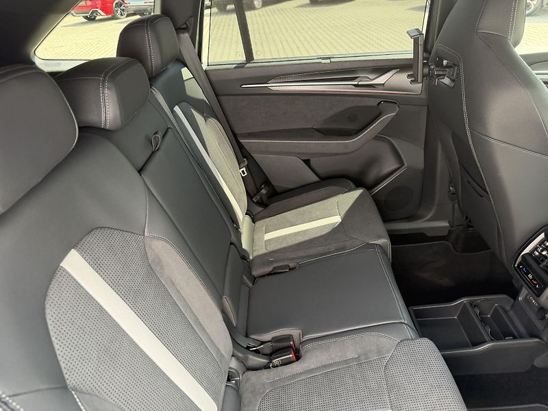 Škoda Kodiaq (2026) 2.0TDI 142kW 4X4 SP TZ NT Z5L! - fotka 32 z 48