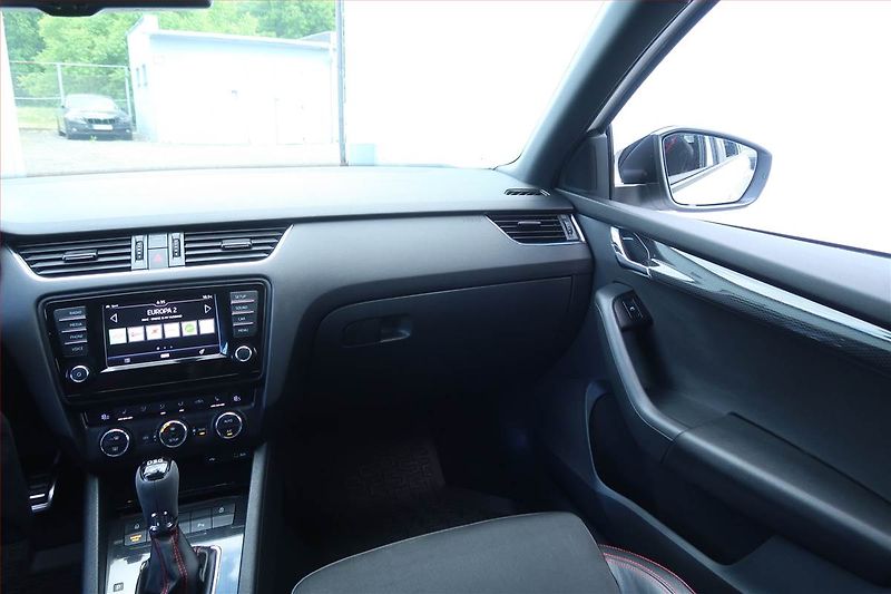 Škoda Octavia (2015) RS 2.0 TDI, Automat - fotka 8 z 22