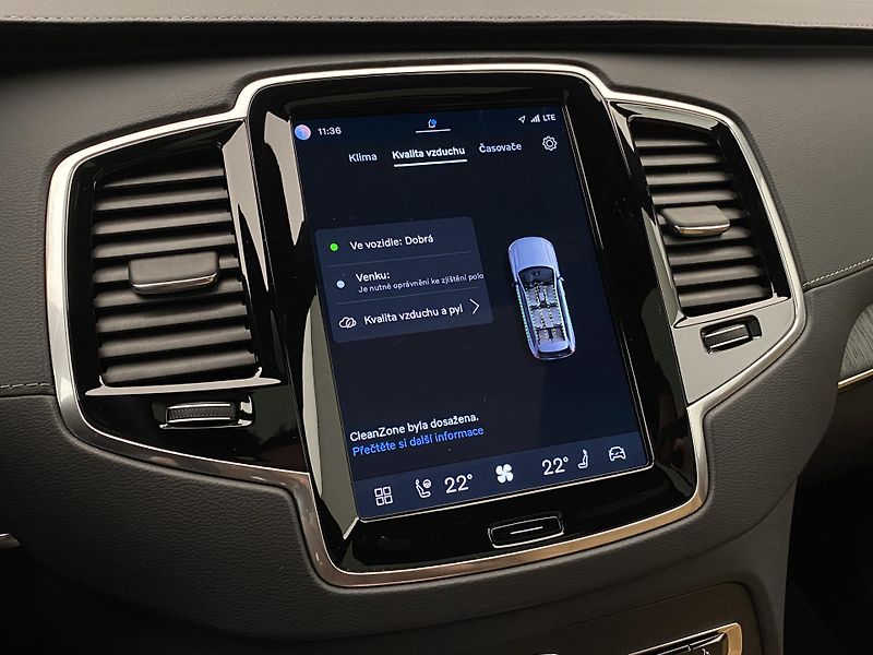 Volvo XC90 T8 AWD RECHARGE REZERVACE - fotka 48 z 74