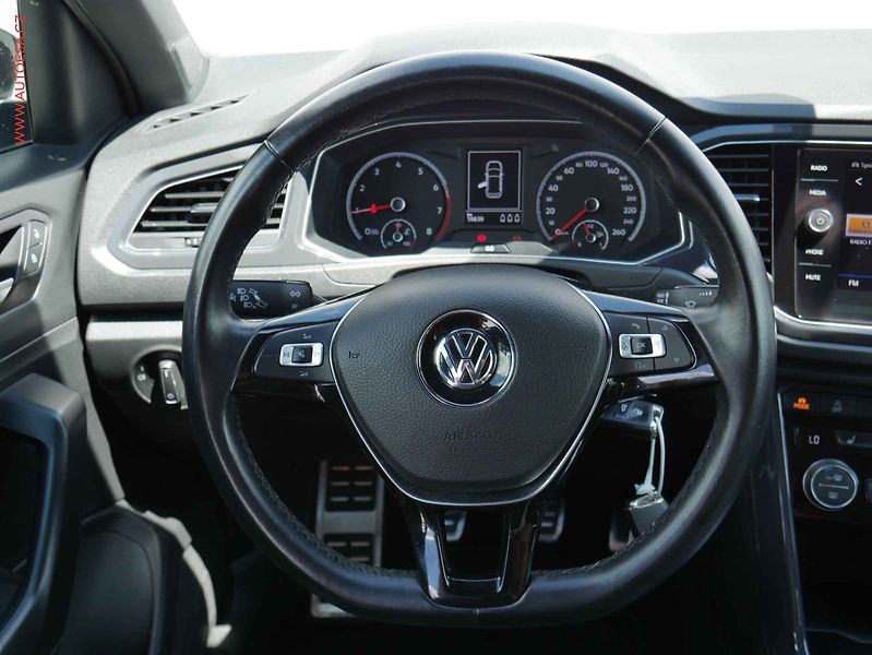Volkswagen T-Roc (2018) 1.5TSi, LED, výhřev.sed - fotka 13 z 19