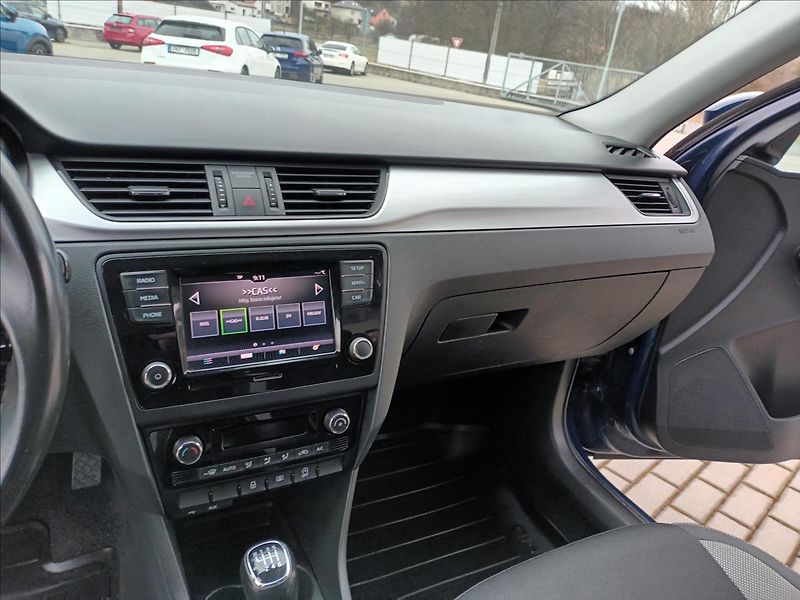 Škoda Rapid 1,0 TSI,81KW,DIGIKLIMA,TEMPOMA - fotka 13 z 36