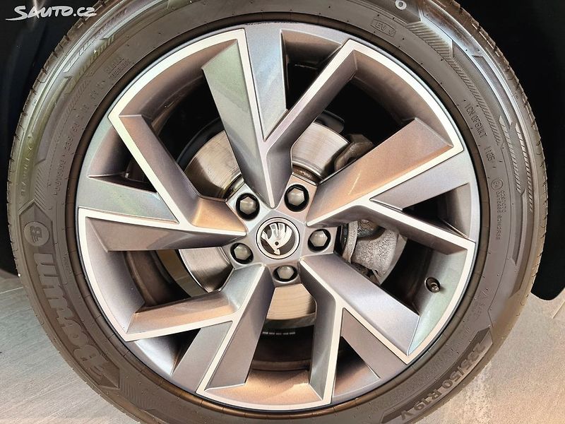 Škoda Kodiaq 2.0 TDi DSG 4x4 Sportline - fotka 33 z 34