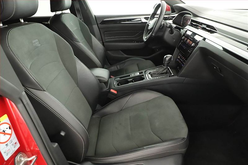 Volkswagen Arteon (2023) 2.0 TSI - fotka 7 z 20