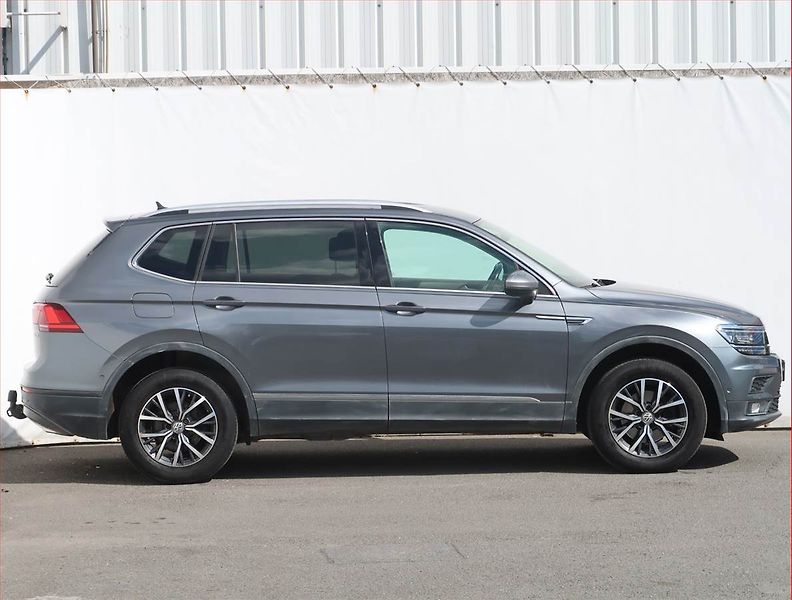 Volkswagen Tiguan Allspace (2019) Highline 2.0 TDI, DSG,Full Led - fotka 6 z 26