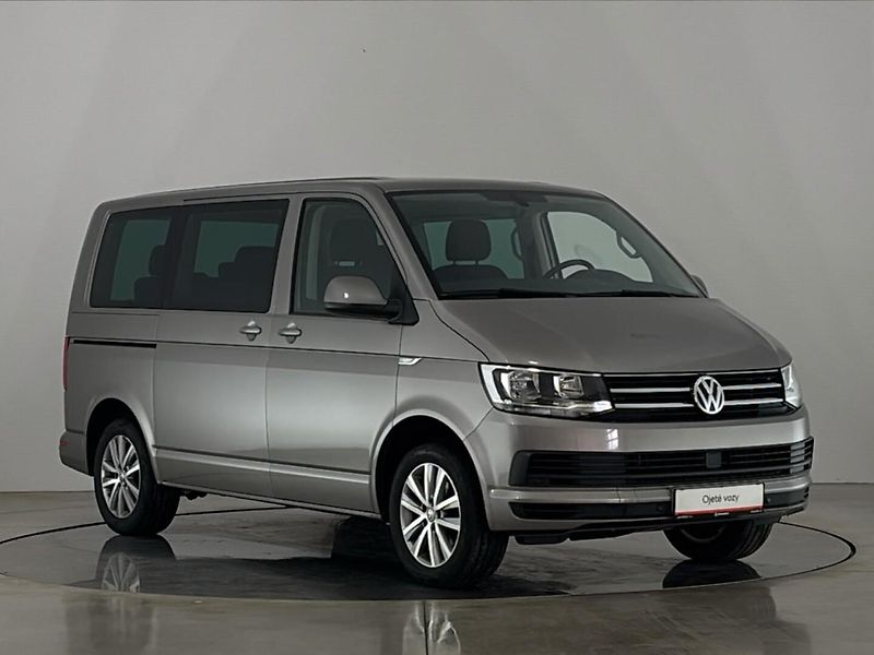 Volkswagen Multivan Comfortline DSG - fotka 14 z 28