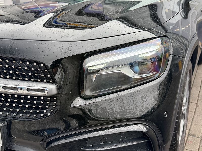 Mercedes-Benz GLB 200d 4MATIC - fotka 9 z 34