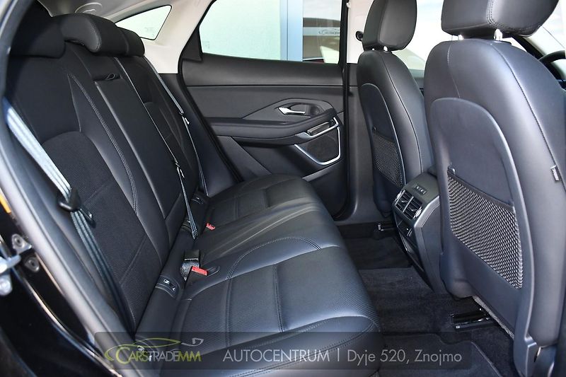 Jaguar E-Pace D165 AWD - fotka 18 z 51
