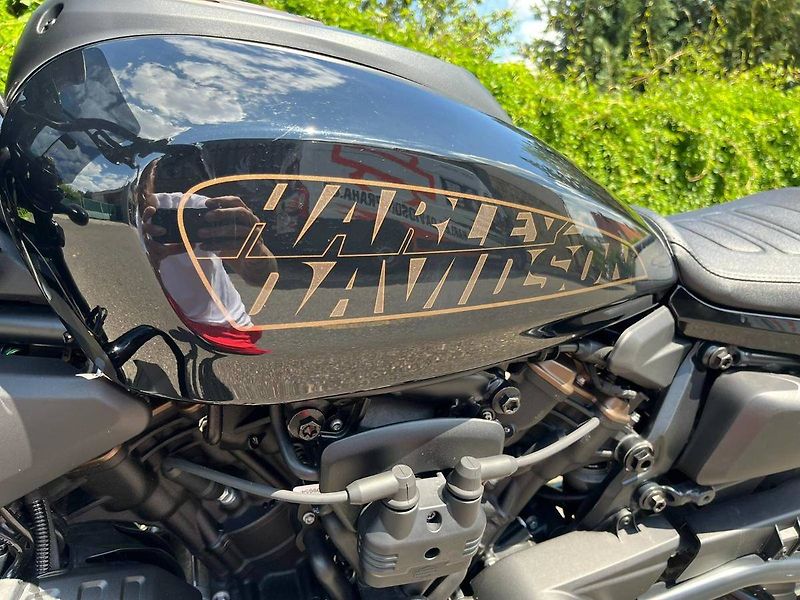 Harley-Davidson (2022) RH 1250S Sportster S - fotka 12 z 15