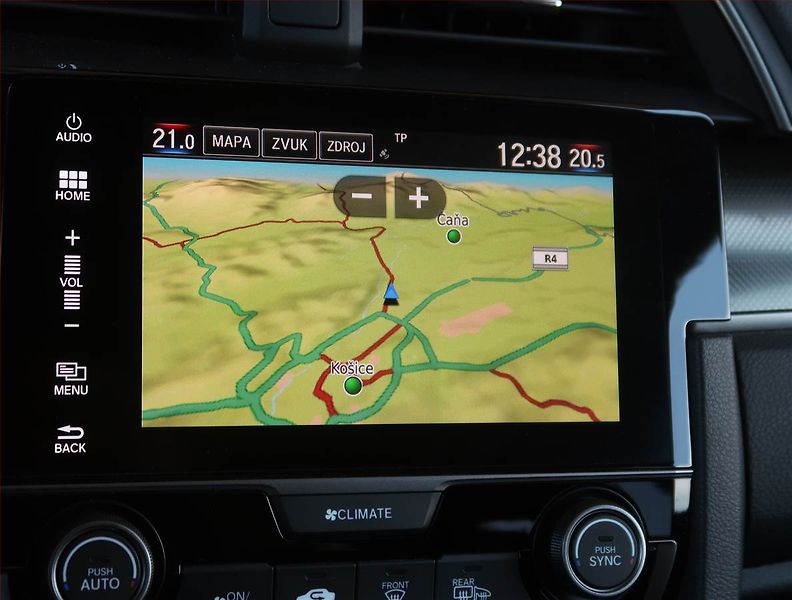 Honda Civic (2019) Elegance 1.0 VTEC Turbo - fotka 13 z 18