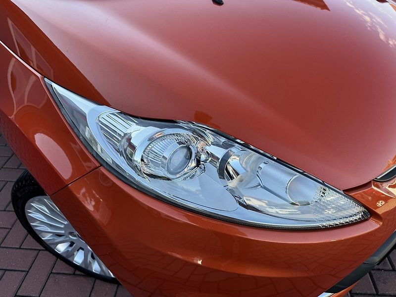 Ford Fiesta (2011) 1.6i Titanium Digi Klima WP - fotka 39 z 50