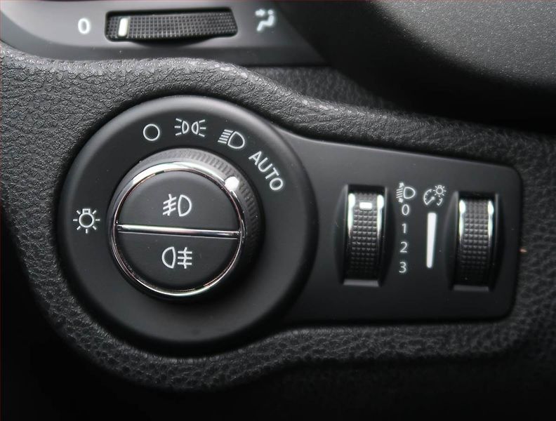 Fiat 500X (2018) Cross 1.4 MultiAir, 4X4 - fotka 17 z 21