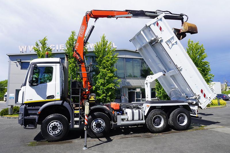 Mercedes-Benz (2020) Arocs 3236 8×4 / Crane Fassi - fotka 8 z 24
