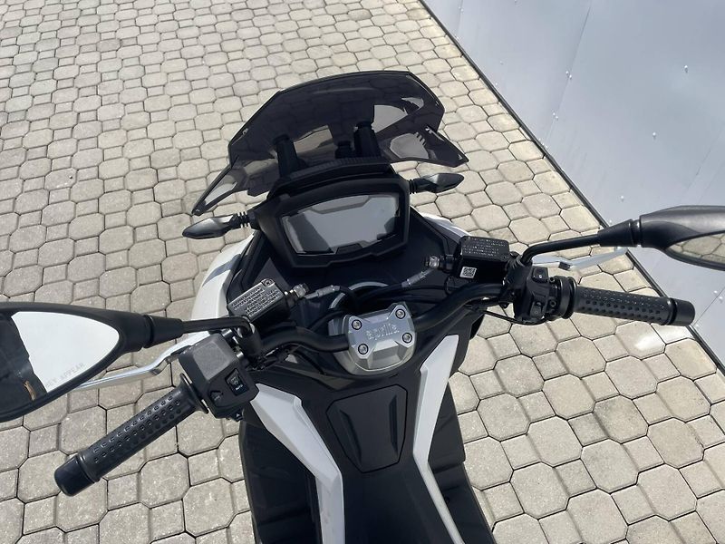 Aprilia (2025) SR GT 125 EU5+ - fotka 10 z 13