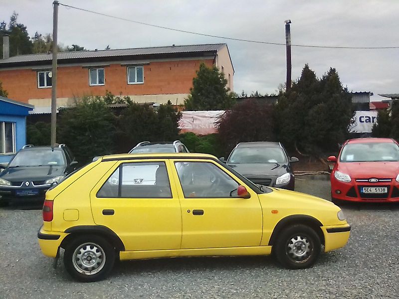 Škoda Felicia (2000) 1.3i / 40KW, jede super - fotka 8 z 42