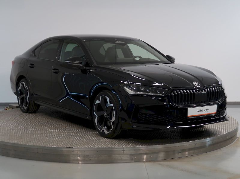 Škoda Superb (2025) SPORTLINE 2.0TSI 195KW 4x4 DSG - fotka 6 z 48