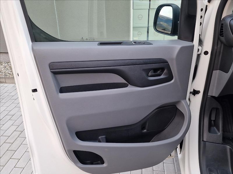 Toyota ProAce Verso 1.5 D-4D 8-míst,ČR,1.Majitel - fotka 31 z 46