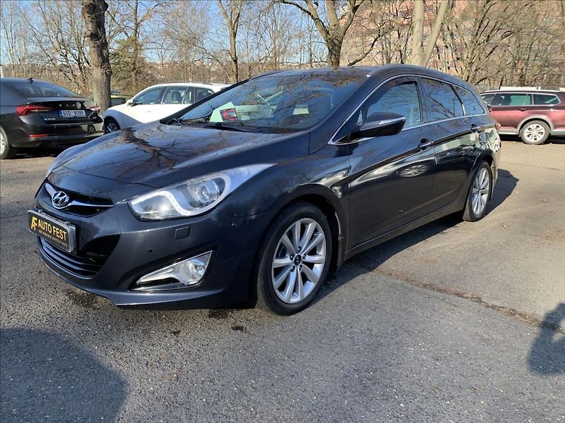 Hyundai i40 1,7 CRDI STYLE,AUTOMAT,ČR,SERV - fotka 1 z 20