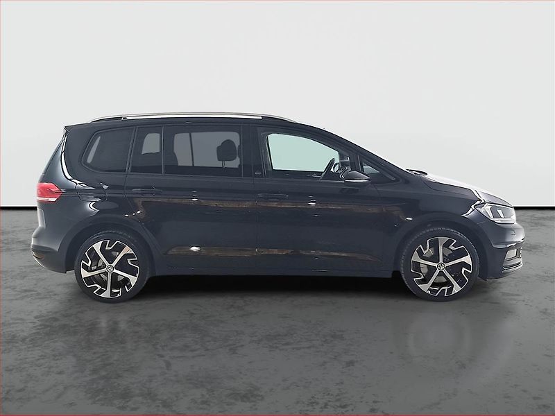 Volkswagen Touran (2017) 1.4 TSI, Navi, Tempomat - fotka 6 z 21