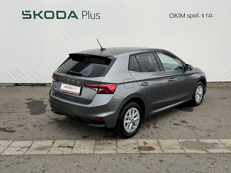 Škoda Fabia (2025) Top Selection 1,0 Tsi 81 Kw + - fotka 2 z 37