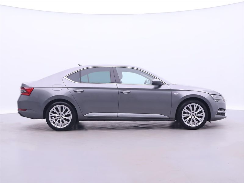 Škoda Superb 2,0 TDI 110kW L&K DSG DPH CZ - fotka 8 z 37