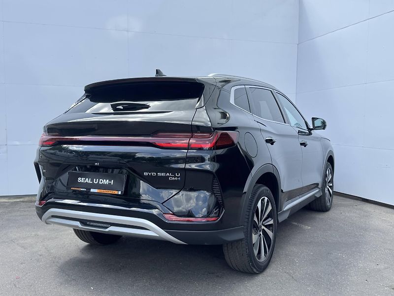 BYD Seal U (2026) Design AWD 1,5 - fotka 4 z 11