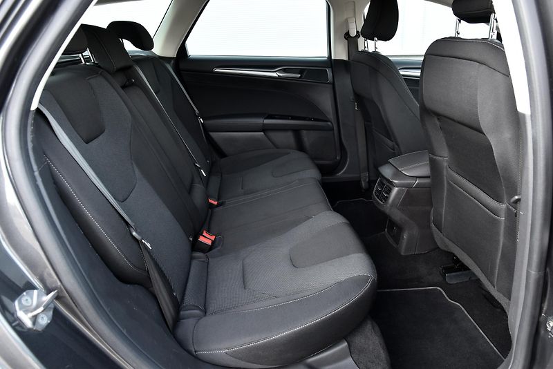 Ford Mondeo 2.0 TDCi 6st,NAV,KLIMA,TEMP,TZ - fotka 42 z 49