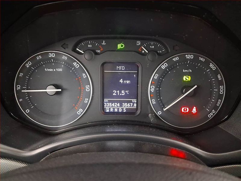 Škoda Octavia (2006) Ambiente Plus 2.0 TDI, Automat - fotka 11 z 20