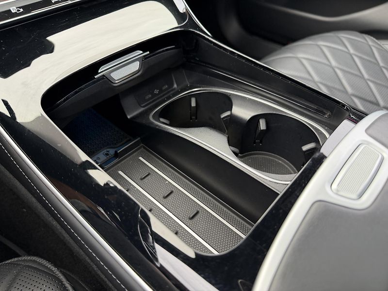 Mercedes-Benz Třídy S 400d AMG 4M ČR DPH ZÁRUKA 6/27 - fotka 39 z 60