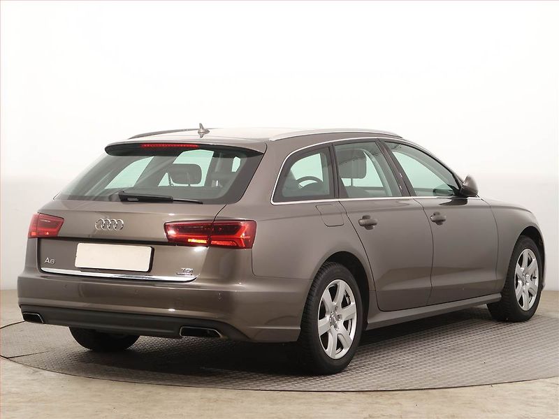 Audi A6 (2015) 3.0 TDI, 4X4, Automat, Navi - fotka 5 z 15