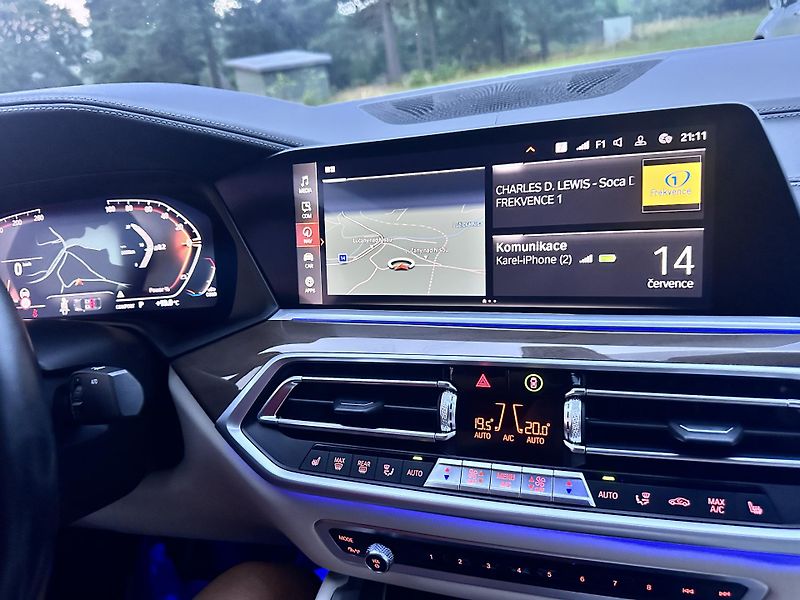 BMW X6 (2021) BMW X6 x Drive 30 d , M packet - fotka 16 z 21