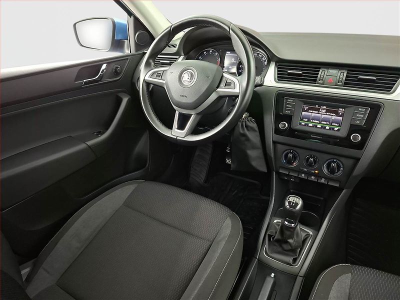 Škoda Rapid (2015) Spaceback 1.2 TSI - fotka 7 z 17