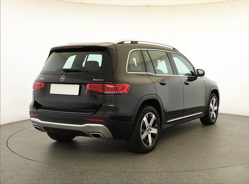 Mercedes-Benz GLB (2022) 200 d 4MATIC - fotka 5 z 27