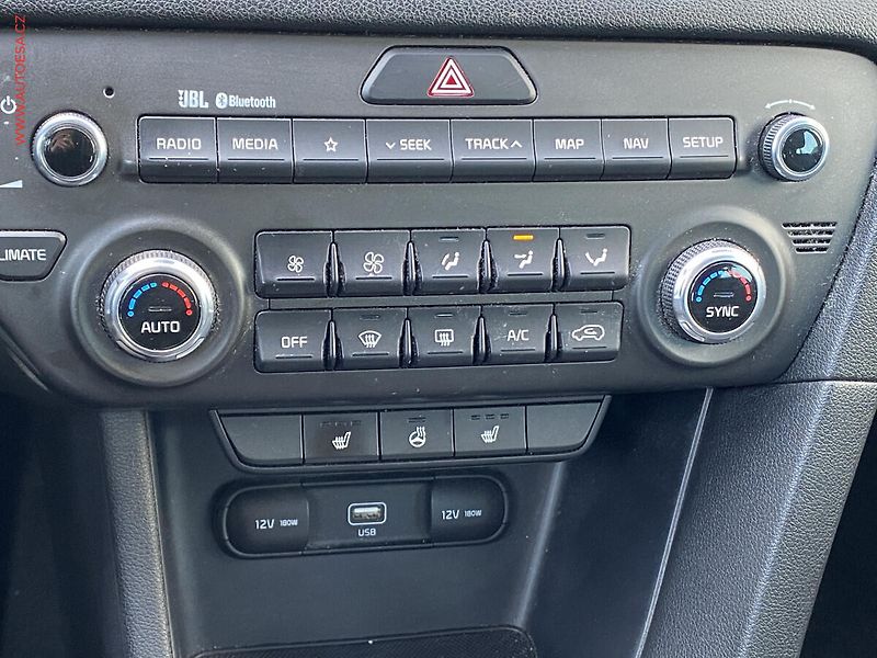 Kia Sportage (2019) 1.6 CRDi 4WD, Spirit, LED - fotka 15 z 17